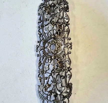 Vintage 40s / 50s Cut - Out Brooch - Yatva