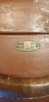 Vintage 40s / 50s 'Victor Luggage' Suitcase - Yatva