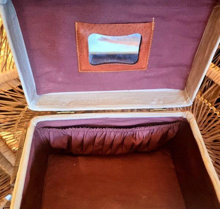 Vintage 40's/50's Makeup Case - Yatva