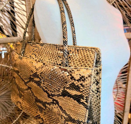Vintage 50s / 60s Patentado SnakeSkin Hand Bag & Purse - Yatva