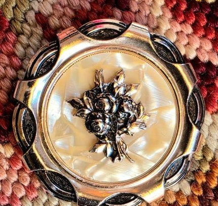 Vintage 50s / 60s Scarf Clip - Yatva