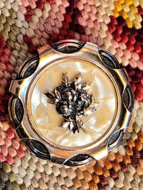 Vintage 50s / 60s Scarf Clip - Yatva