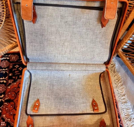 Vintage 50's / 60's Suitcase - Yatva