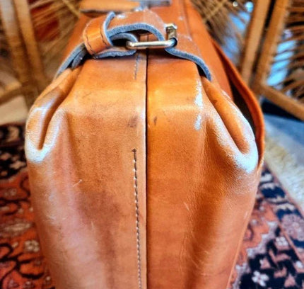 Vintage 50's / 60's Suitcase - Yatva
