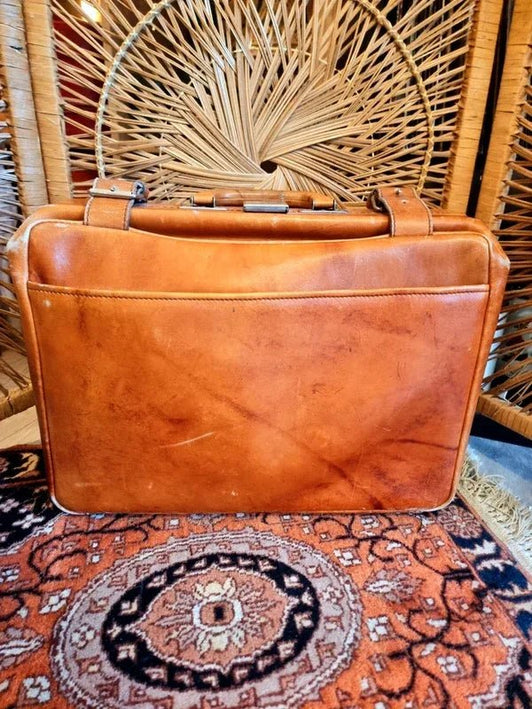 Vintage 50's / 60's Suitcase - Yatva