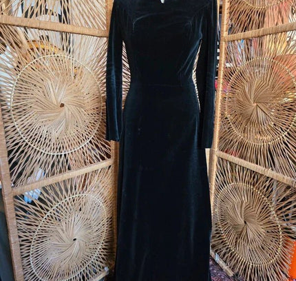 Vintage 50s / 60s Velvet Maxi Dress - Yatva