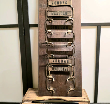 Vintage 50s / 60s Weekly Wooden Letter Rack - Yatva