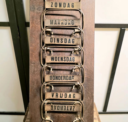 Vintage 50s / 60s Weekly Wooden Letter Rack - Yatva