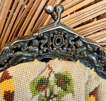 Vintage 50's Embroidery Handbag - Yatva