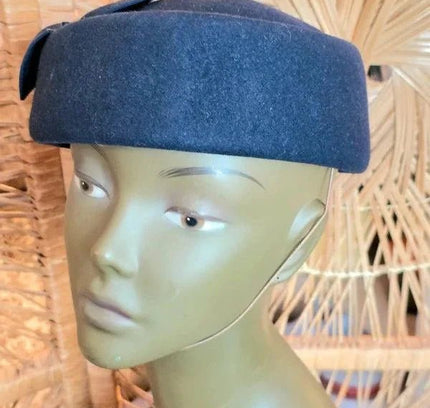 Vintage 50's Herman Wool Pillbox Hat - Yatva