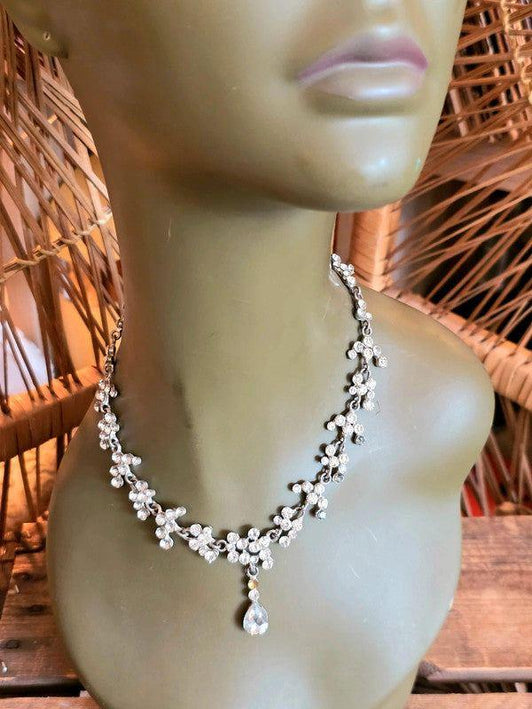 Vintage 50's Necklace - Yatva