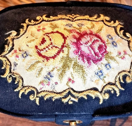 Vintage 50's Needlepoint Floral Evening Purse - Yatva