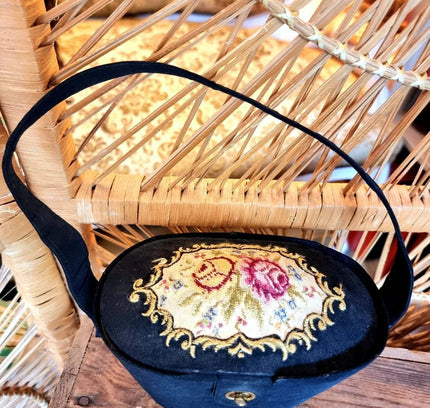Vintage 50's Needlepoint Floral Evening Purse - Yatva