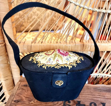 Vintage 50's Needlepoint Floral Evening Purse - Yatva