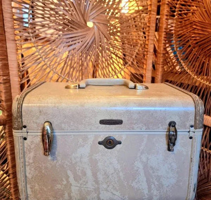 Vintage 50's Samsonite Canada Stratford Ont Train Travel Case - Yatva