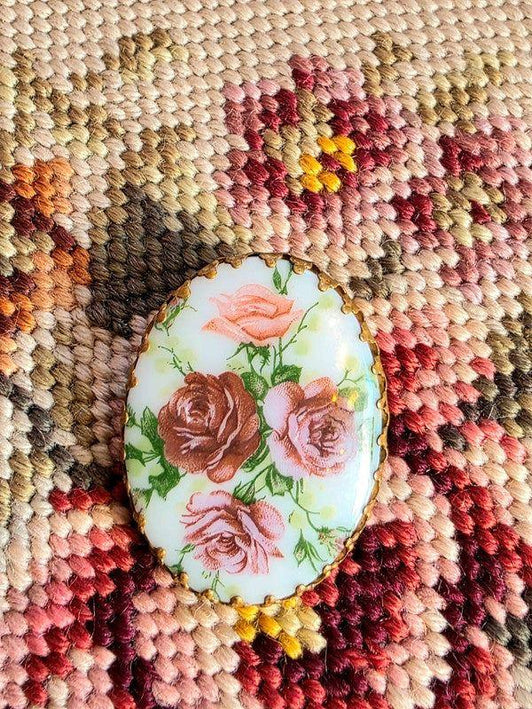 Vintage 50s Scarf Clip - Roses - Yatva