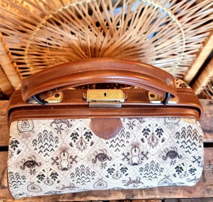 Vintage 50's Tapestry Handbag - Yatva