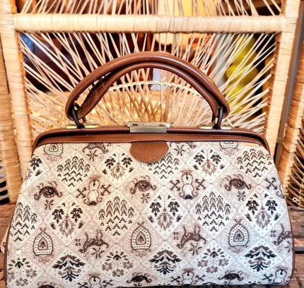 Vintage 50's Tapestry Handbag - Yatva