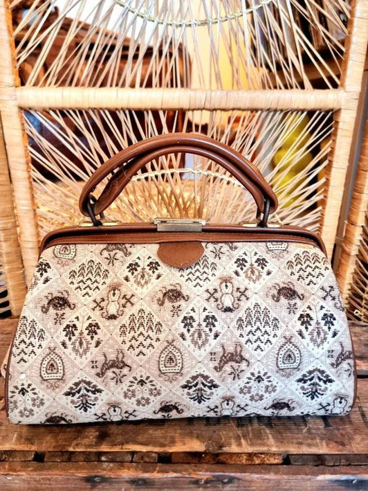 Vintage 50's Tapestry Handbag - Yatva