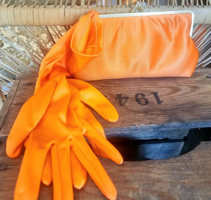 Vintage 60 ´ s / 70 ´ s Clutch Purse and gloves Set - Yatva