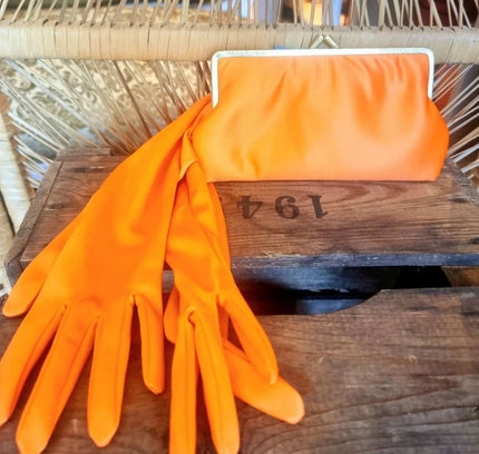 Vintage 60 ´ s / 70 ´ s Clutch Purse and gloves Set - Yatva