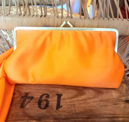 Vintage 60 ´ s / 70 ´ s Clutch Purse and gloves Set - Yatva