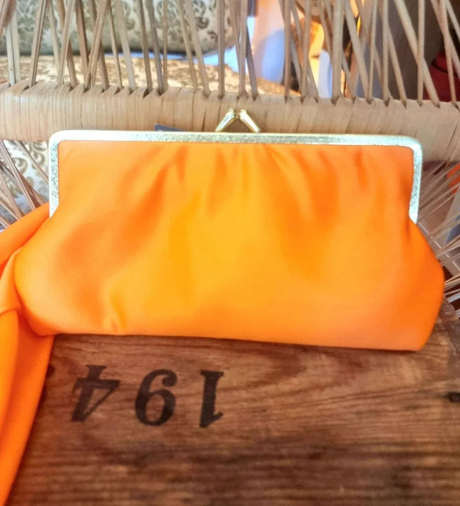 Vintage 60 ´ s / 70 ´ s Clutch Purse and gloves Set - Yatva