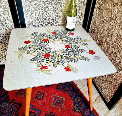 Vintage 60s / 70s Authentic Bistro Table - Yatva