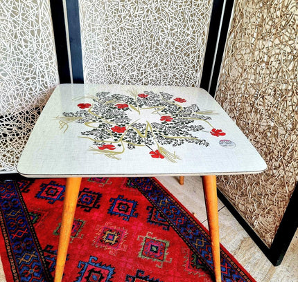 Vintage 60s / 70s Authentic Bistro Table - Yatva