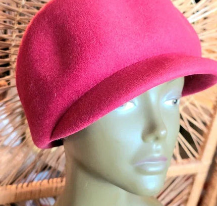 Vintage 60's / 70's Cloche Hat - Yatva