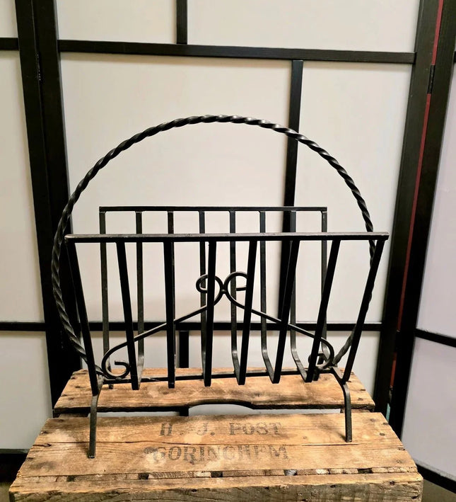 Vintage 60s / 70s Corinchem Wrought Iron magazine rack - Yatva