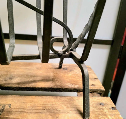 Vintage 60s / 70s Corinchem Wrought Iron magazine rack - Yatva
