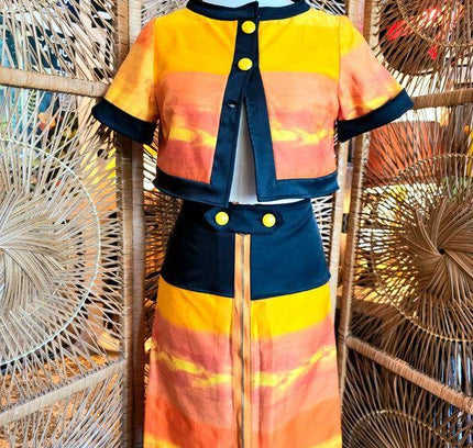 Vintage 60s / 70s Cropped 2 - Piece Suit - Yatva