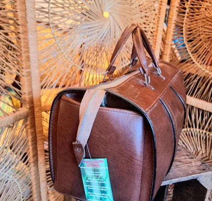 Vintage 60's / 70's Holdall Weekend Bag - Yatva