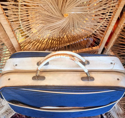 Vintage 60's / 70's Holdall Weekend Bag - Yatva