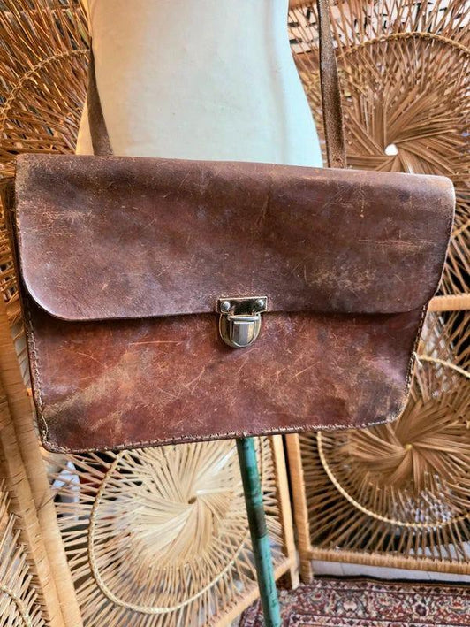 Vintage 60's / 70's Messenger Bag - Yatva