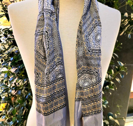 Vintage 60's/ 70's Paisley Scarf - Yatva