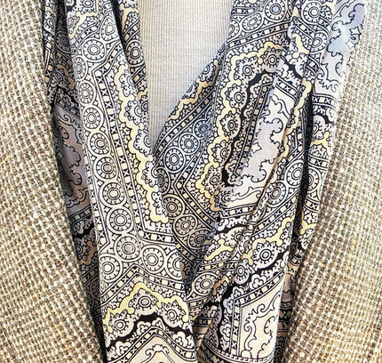 Vintage 60's/ 70's Paisley Scarf - Yatva