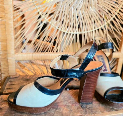 Vintage 60's/ 70's Sandal Shoes - Yatva