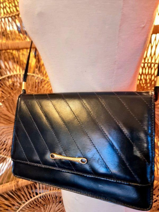Vintage 60's/ 70's Shoulder Bag - Yatva