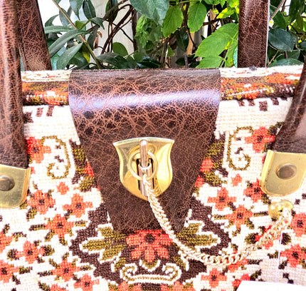 Vintage 60s / 70s Tapestry - Needlepoint Handbag - Yatva