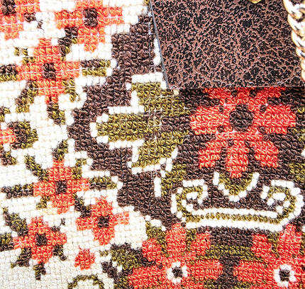 Vintage 60s / 70s Tapestry - Needlepoint Handbag - Yatva