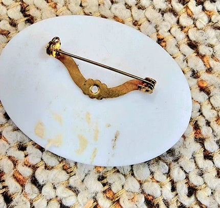 Vintage 60's Brooch - Yatva