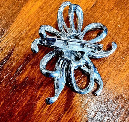 Vintage 60's Brooch - Yatva