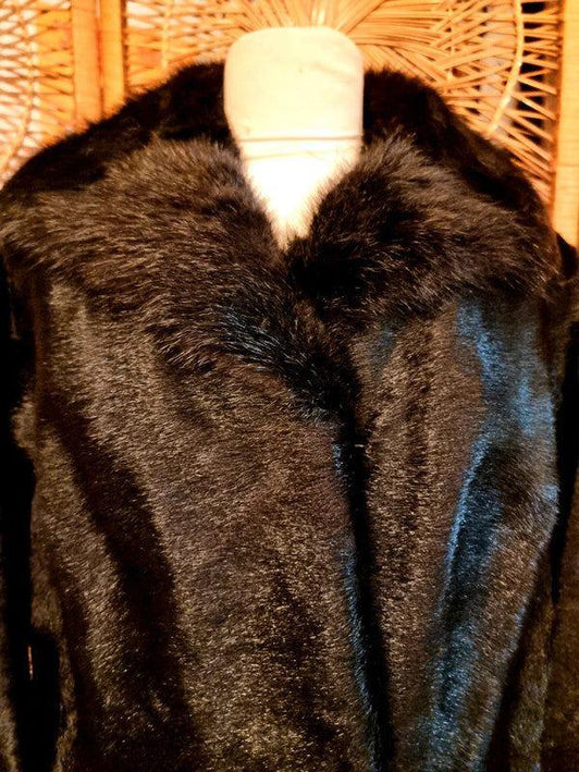 Vintage 60's Pelsen Louisa Coat - Yatva