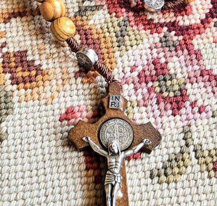 Vintage 60's Rosary Beads - Yatva