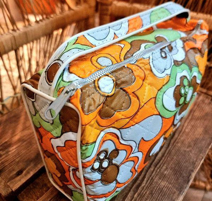 Vintage 60's Toiletry Bag - Yatva