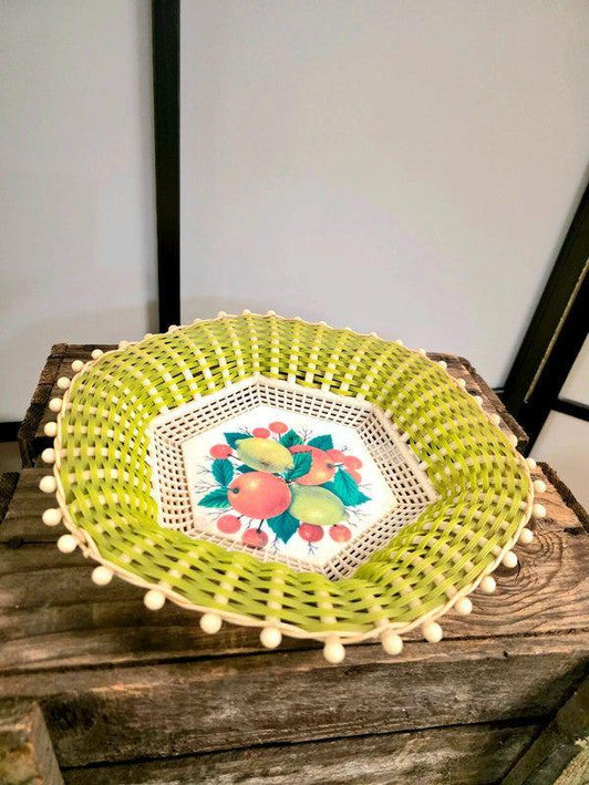 Vintage 60s Woven Fruit Basket - Yatva
