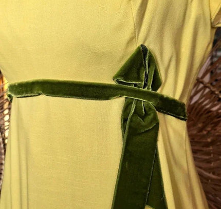 Vintage 60s/70s Priscilla Of Boston Empire Waist Dress - Yatva