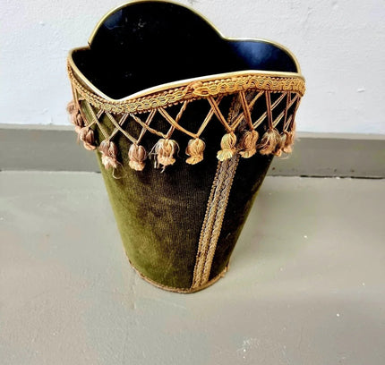 Vintage 60s/70s Rubbish Bin - Yatva